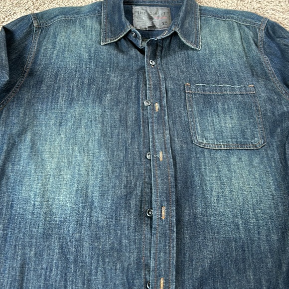 Joe’s Jeans denim shirt - Picture 4 of 4